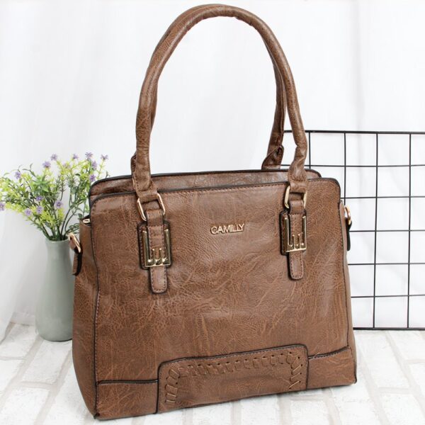 Bolsa Feminina De Ombro Com Detalhes Tressê