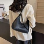 Bolsa Feminina Estilo Hobo Bag Alça Corrente E Transversal 2 Repartições